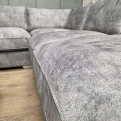 La Collezione di Divani Premium Luxury Harland