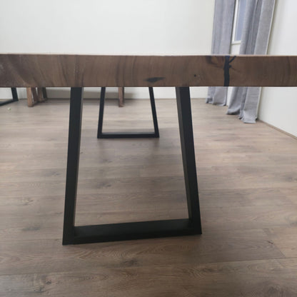 Tavolo da pranzo in noce indiano orientale con bordo vivo da 239 cm x 91 cm